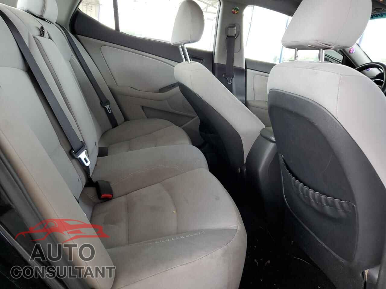 KIA OPTIMA 2012 - KNAGM4A73C5290776