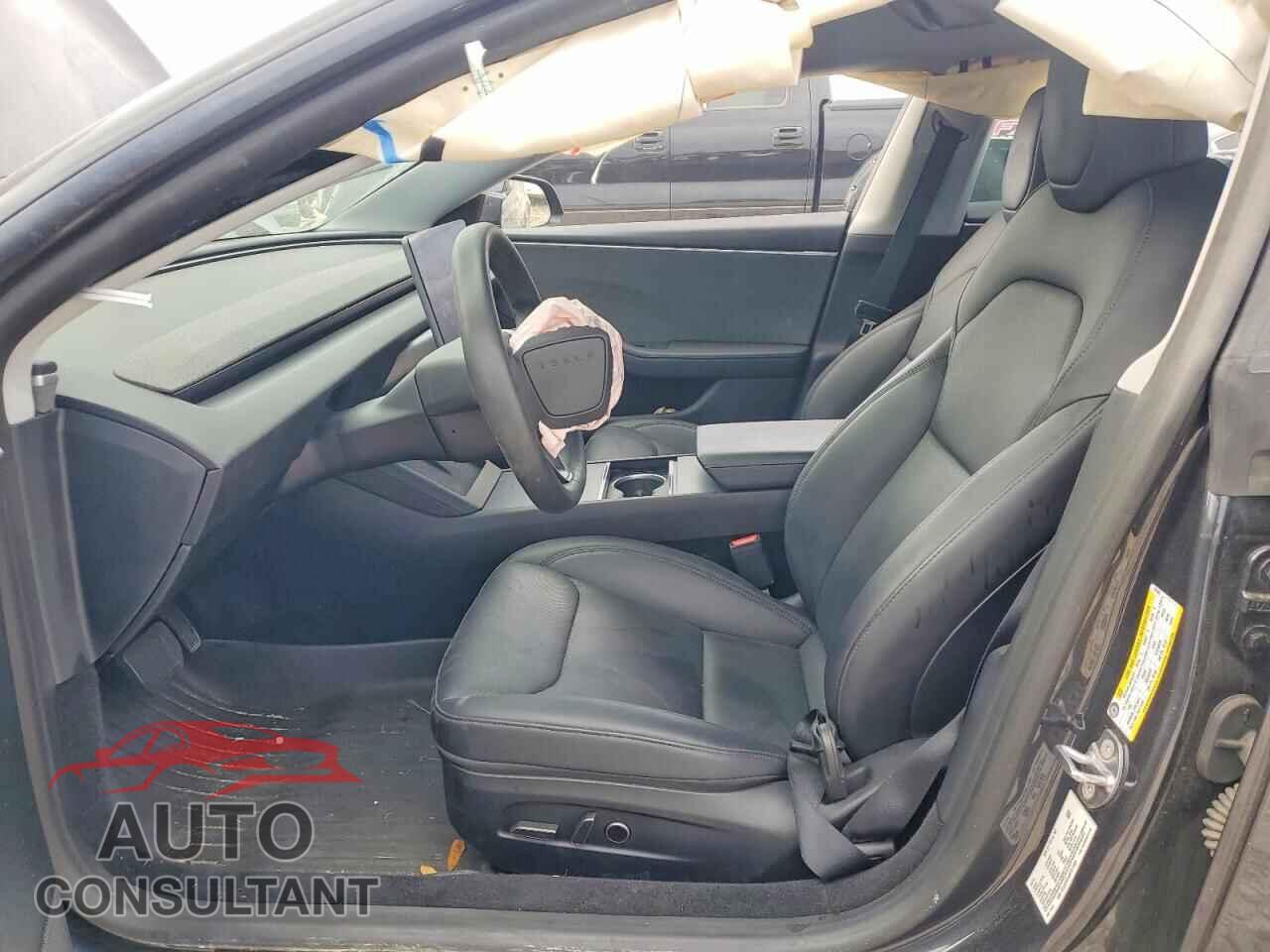 TESLA MODEL 3 2025 - 5YJ3E1EA4SF971965
