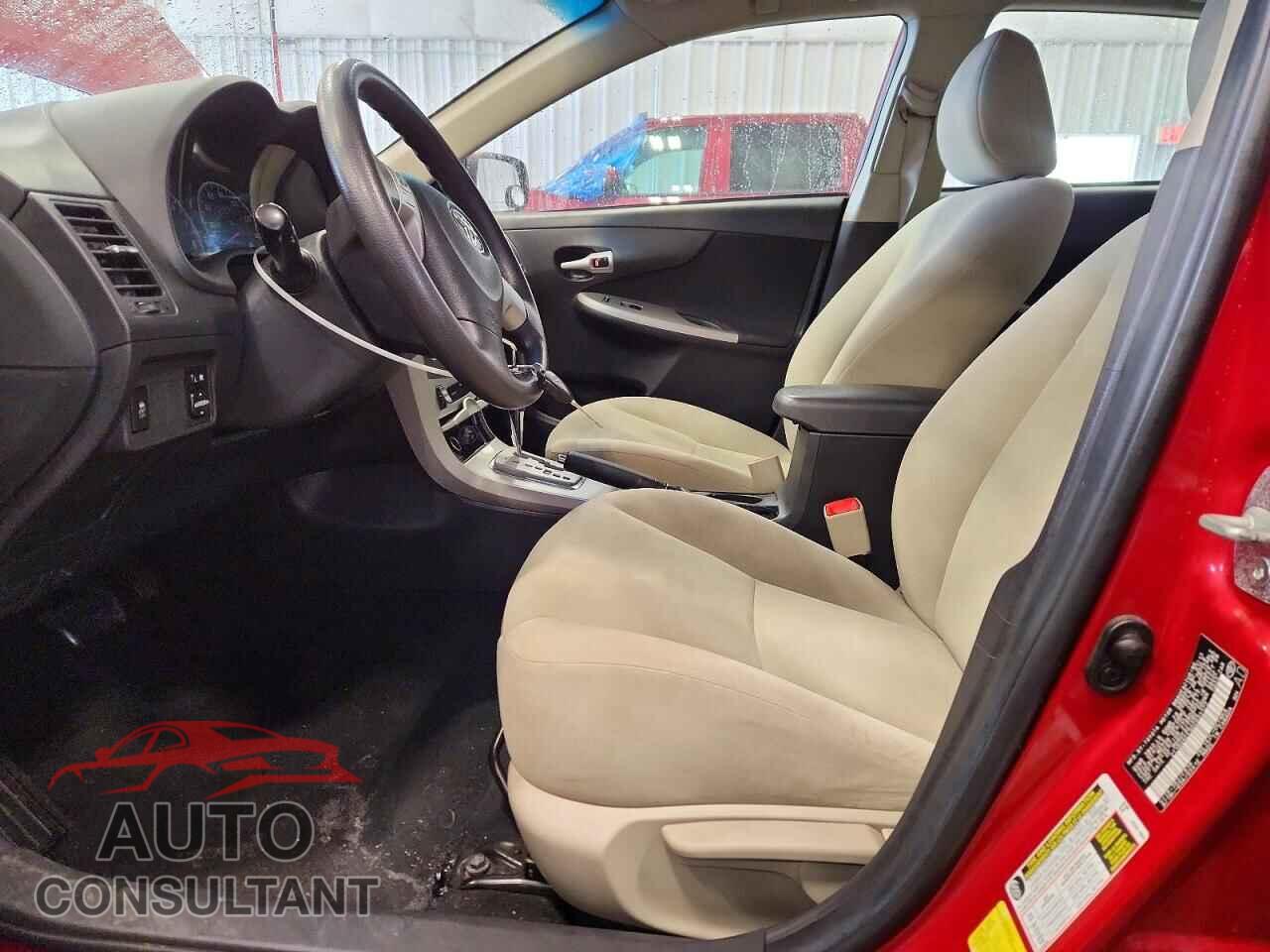 TOYOTA COROLLA 2013 - 2T1BU4EE9DC033177