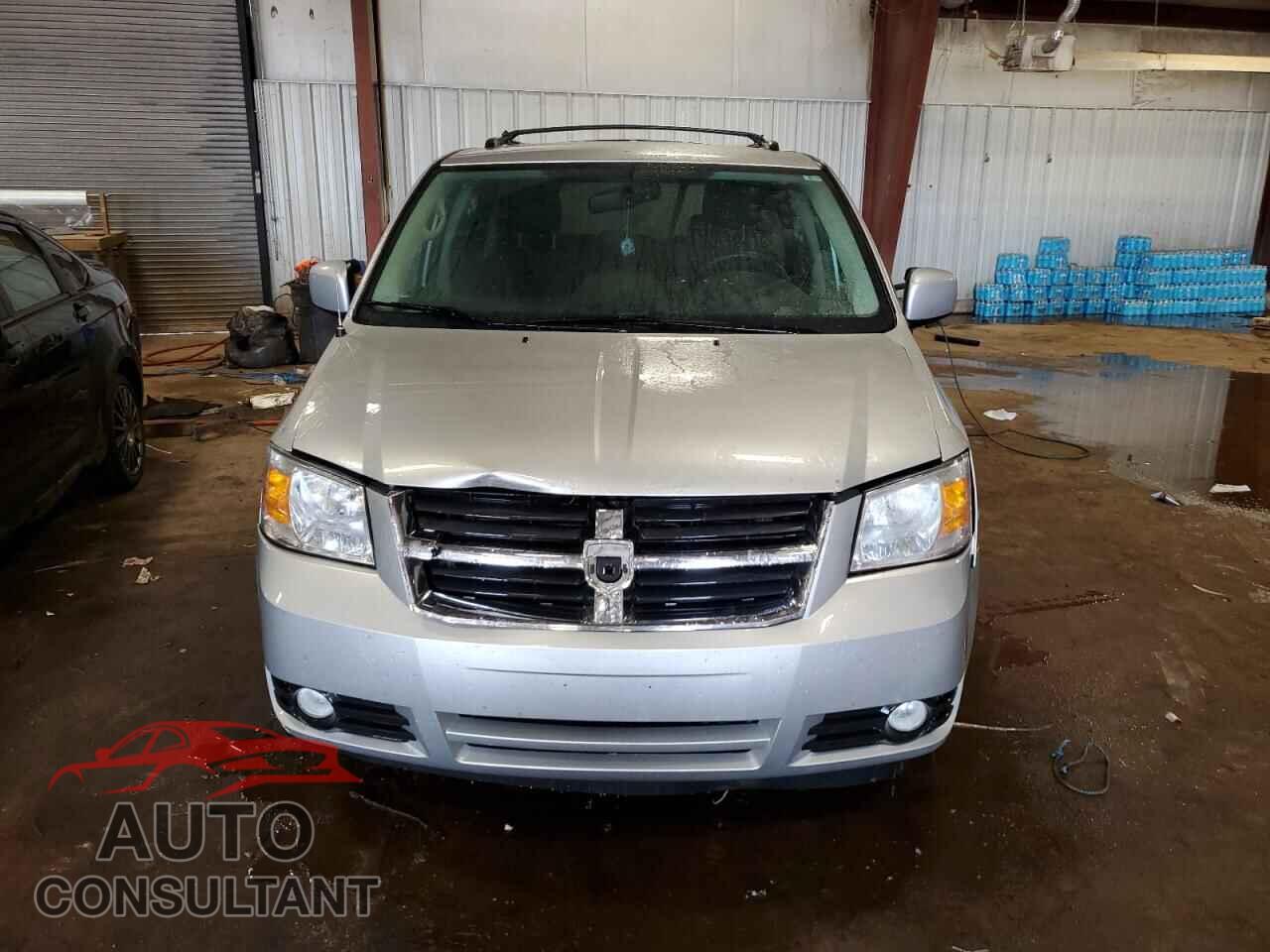 DODGE CARAVAN 2010 - 2D4RN5D1XAR209975