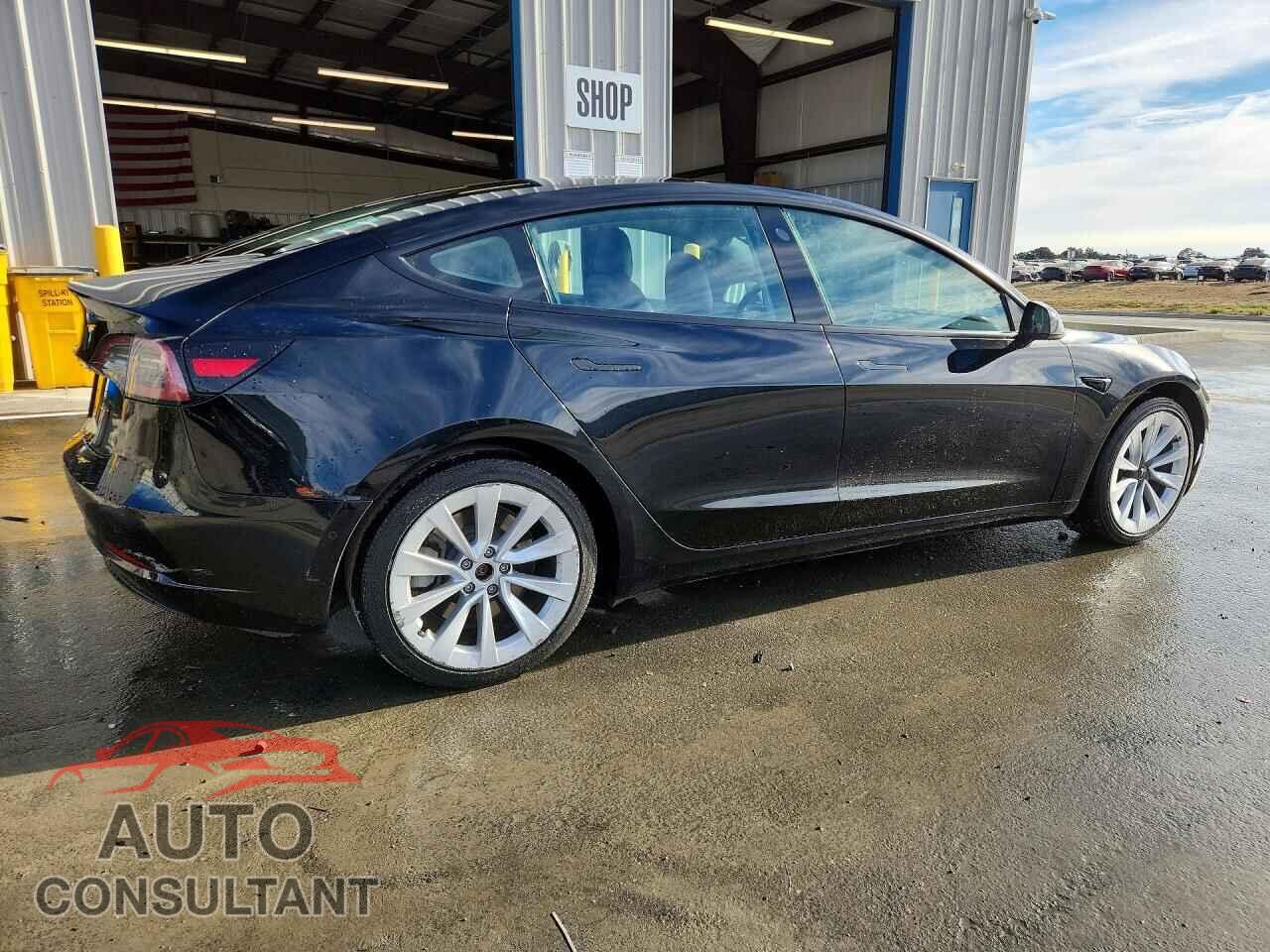 TESLA MODEL 3 2022 - 5YJ3E1EAXNF304533