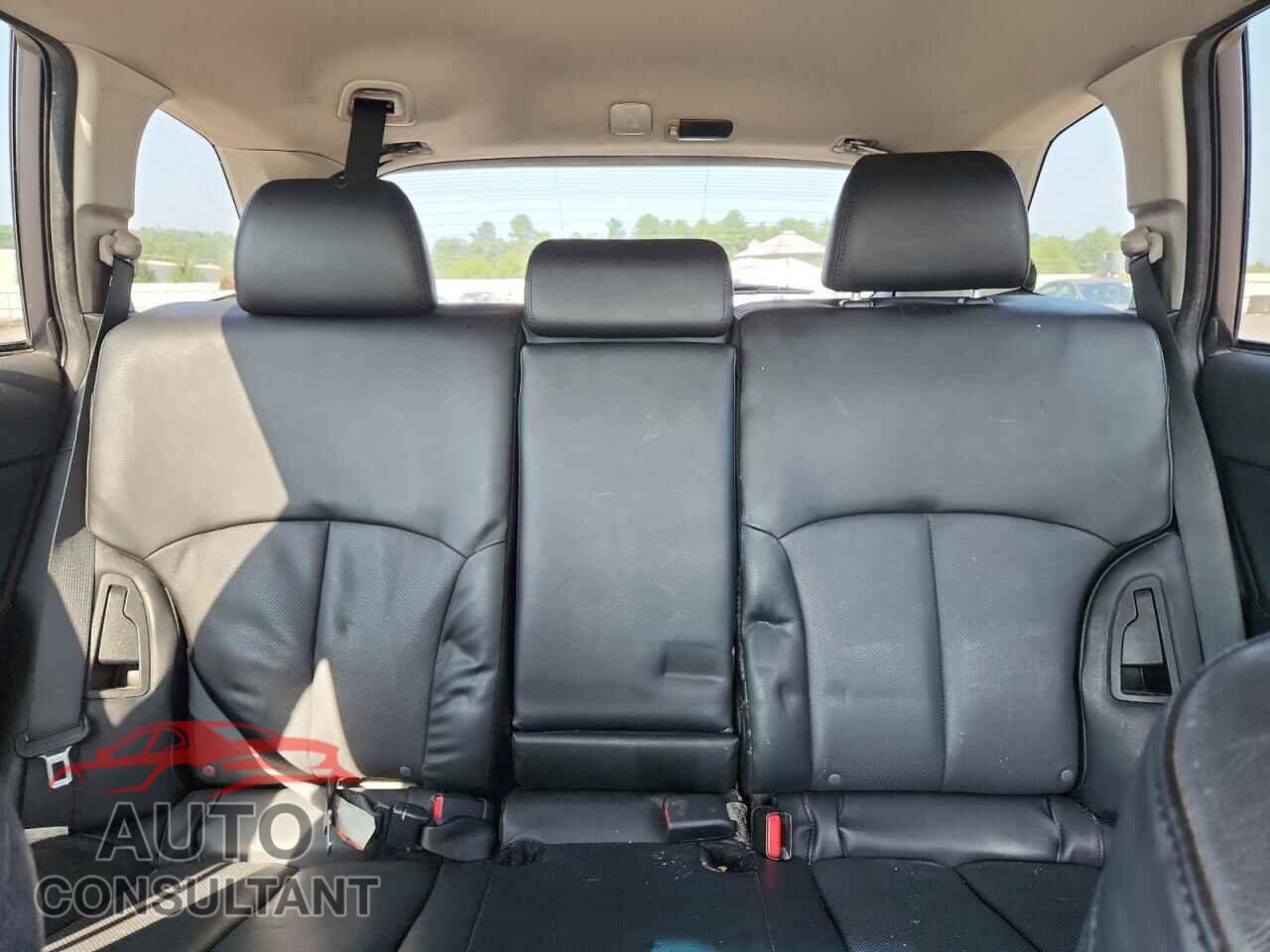 SUBARU OUTBACK 2013 - 4S4BRBKC8D3242438