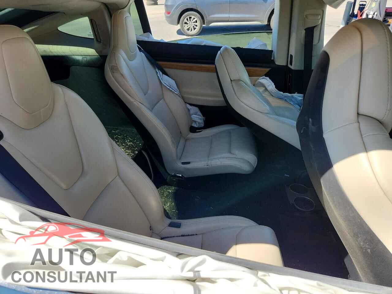 TESLA MODEL X 2018 - 5YJXCBE23JF121863