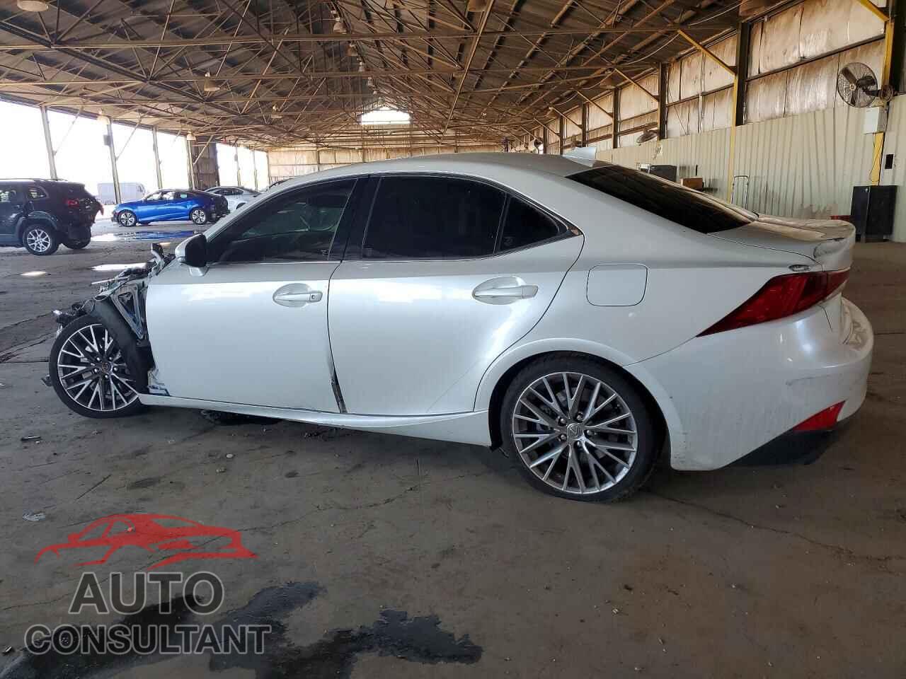 LEXUS IS 2018 - JTHBA1D2XJ5072866