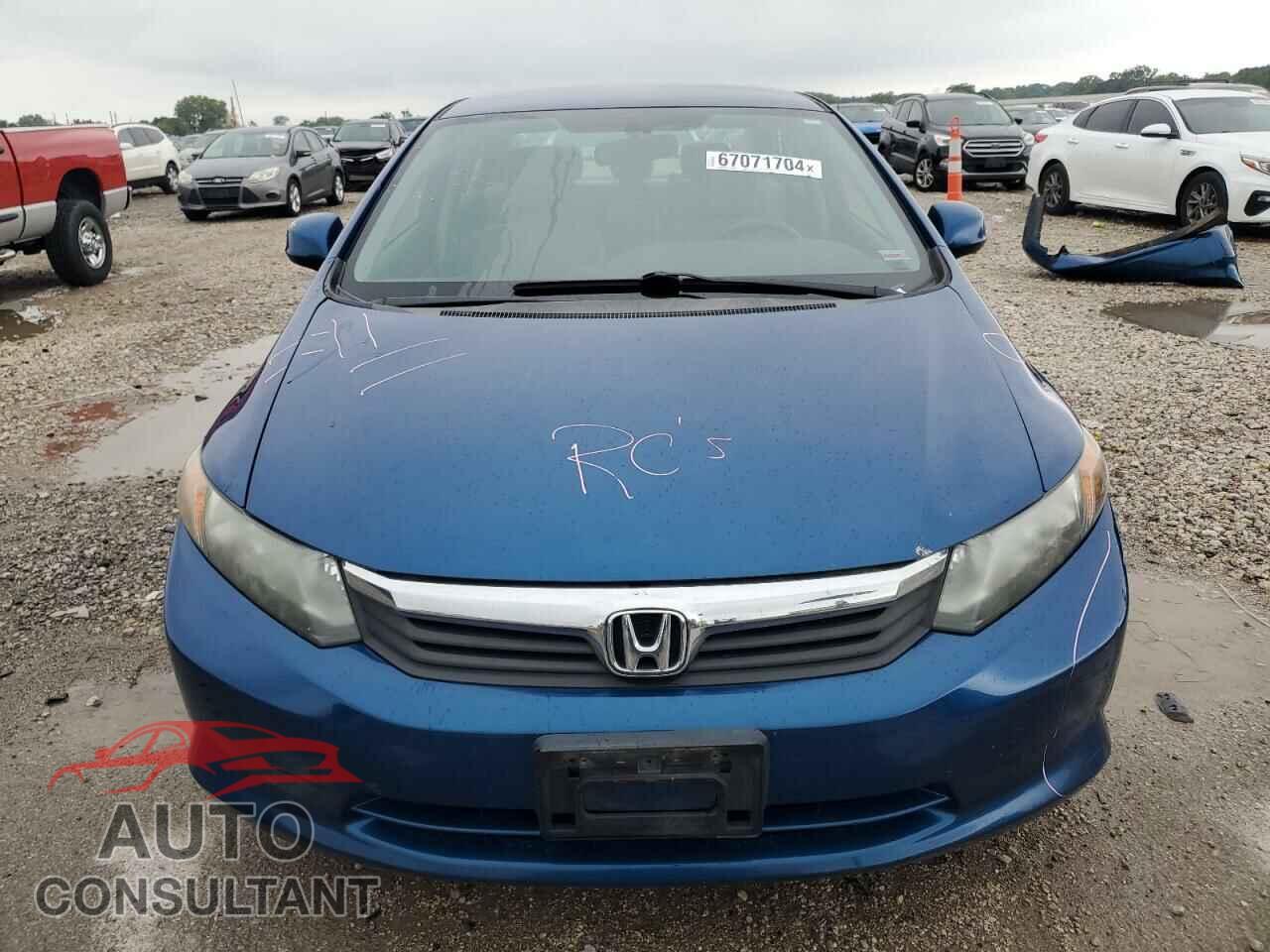 HONDA CIVIC 2012 - 2HGFB2F51CH560646
