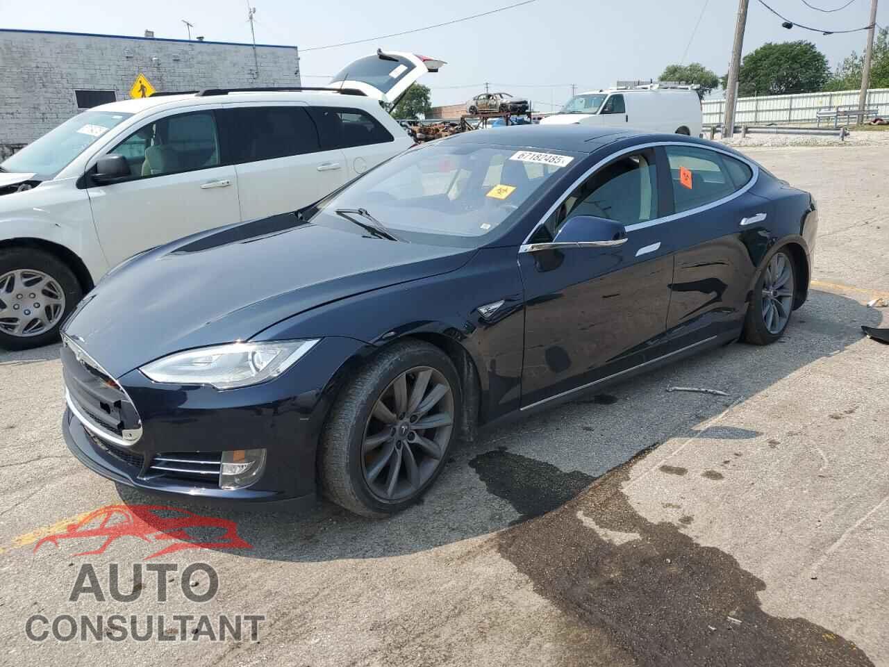TESLA MODEL S 2013 - 5YJSA1CPXDFP05593