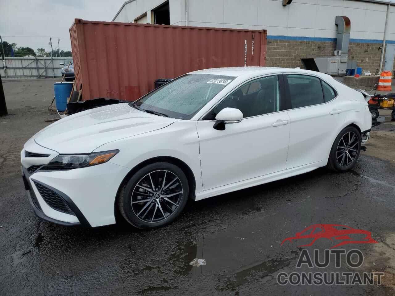 TOYOTA CAMRY 2024 - 4T1G11BK2RU126992