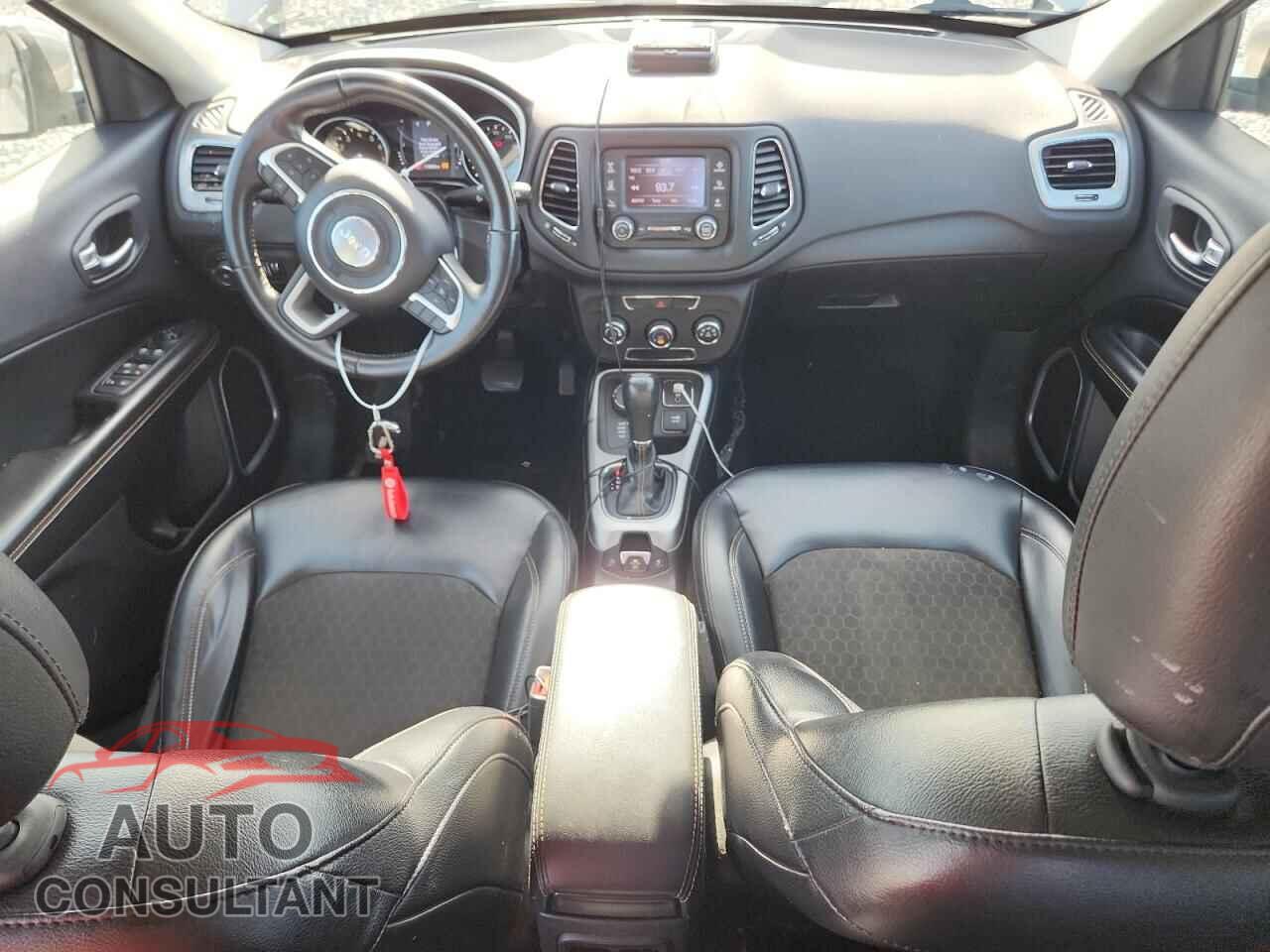 JEEP COMPASS 2017 - 3C4NJDBB2HT680569