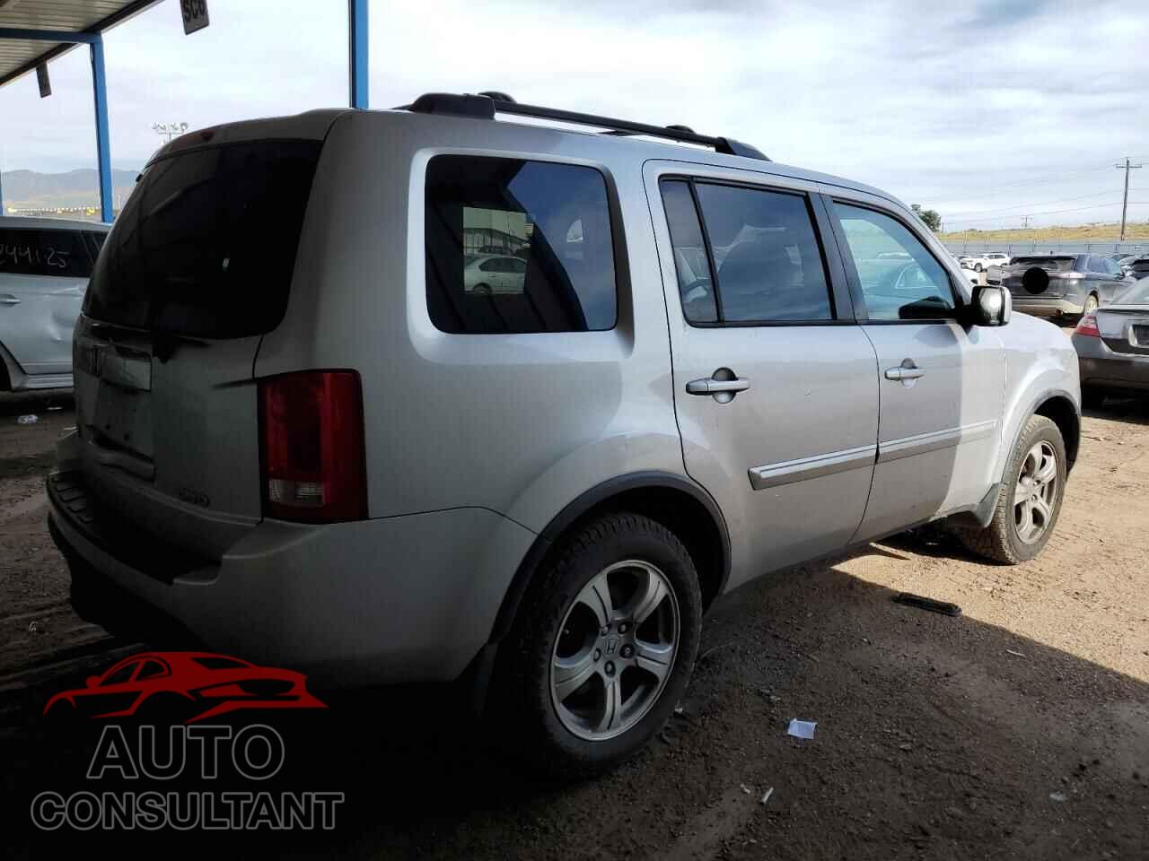 HONDA PILOT 2013 - 5FNYF4H53DB062007