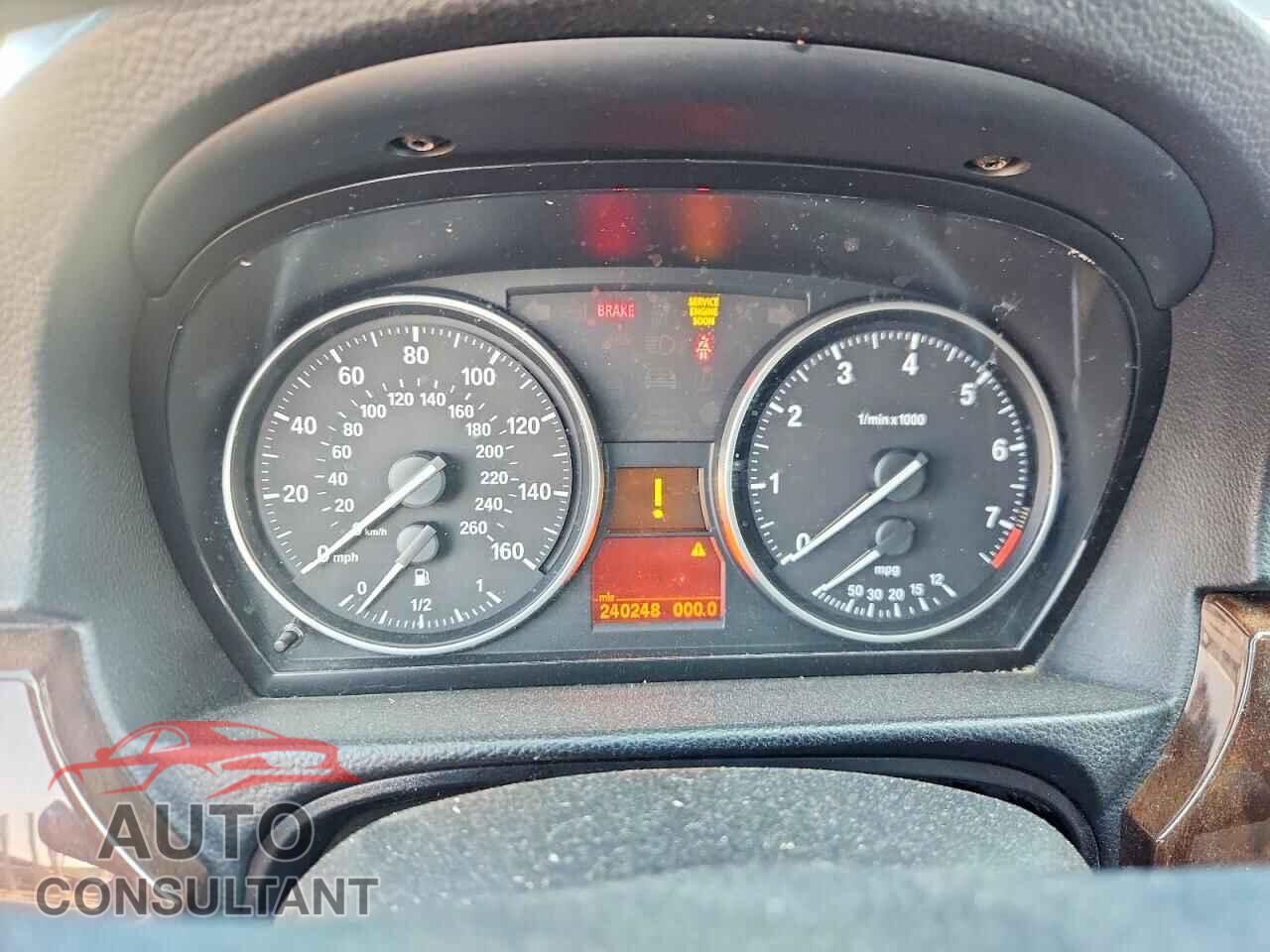 BMW 3 SERIES 2011 - WBAPH7C52BE851355