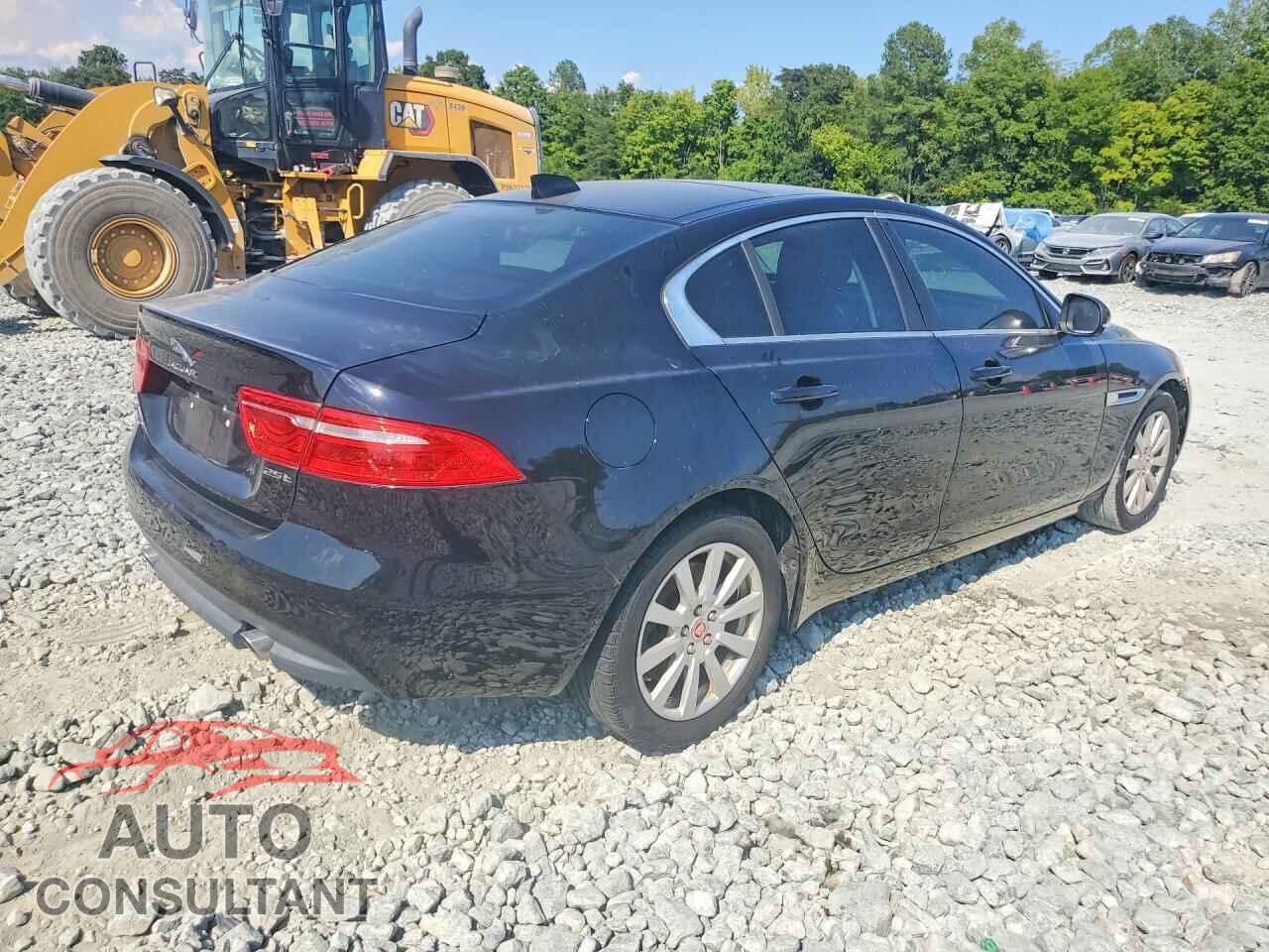 JAGUAR XE 2019 - SAJAR4FX2KCP43963
