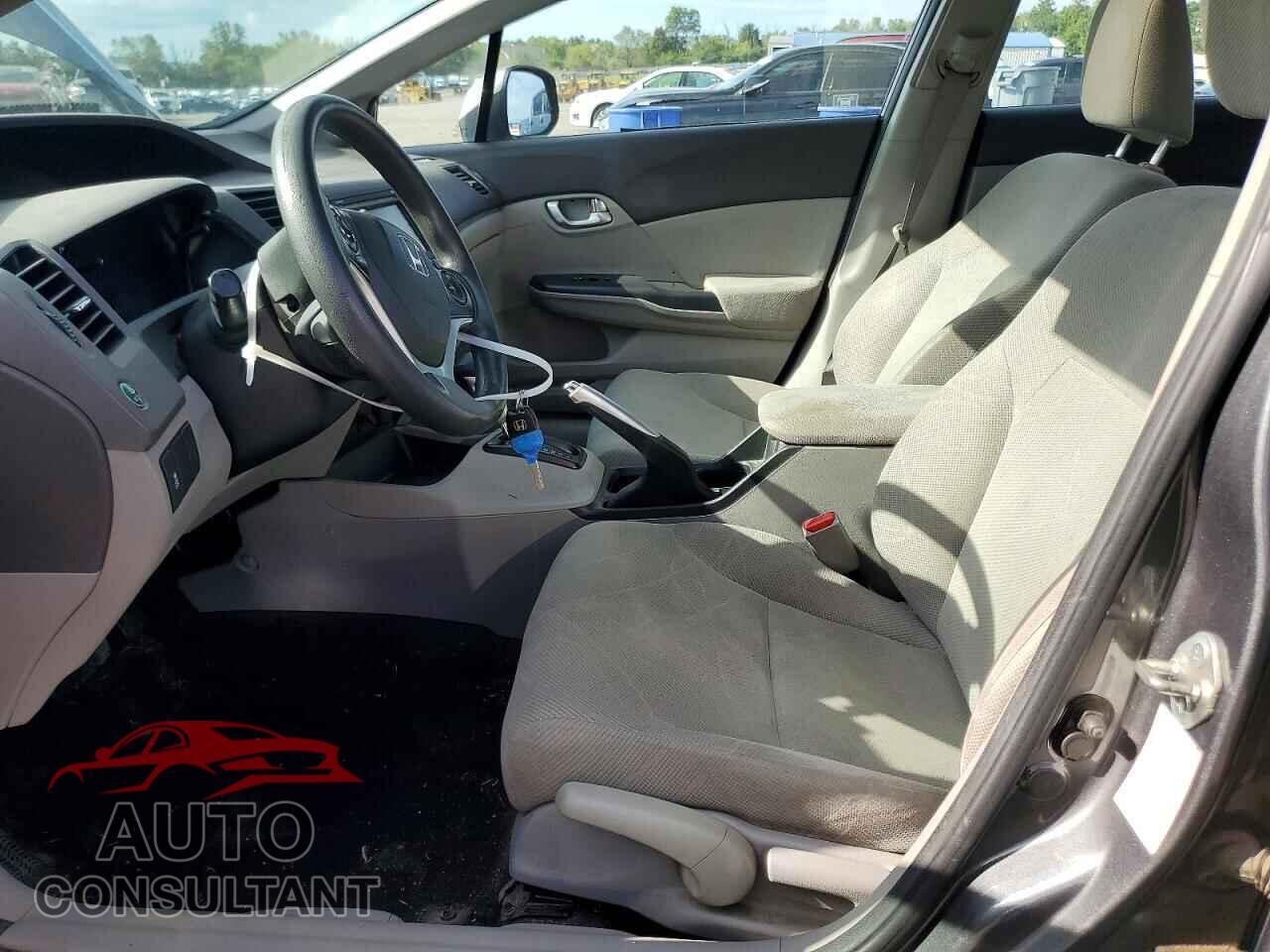 HONDA CIVIC 2012 - 2HGFB2F80CH528071