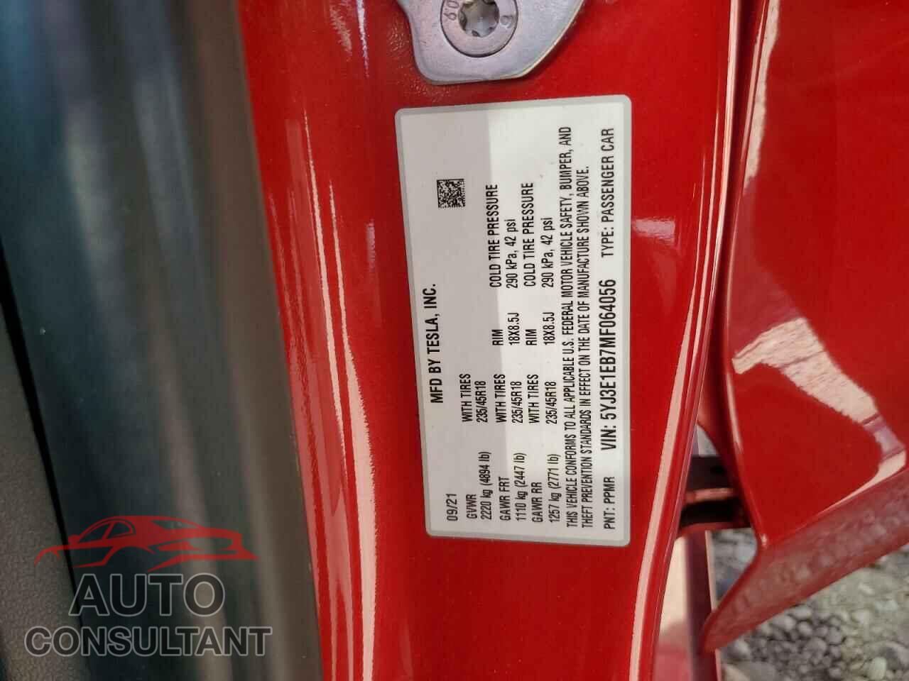 TESLA MODEL 3 2021 - 5YJ3E1EB7MF064056