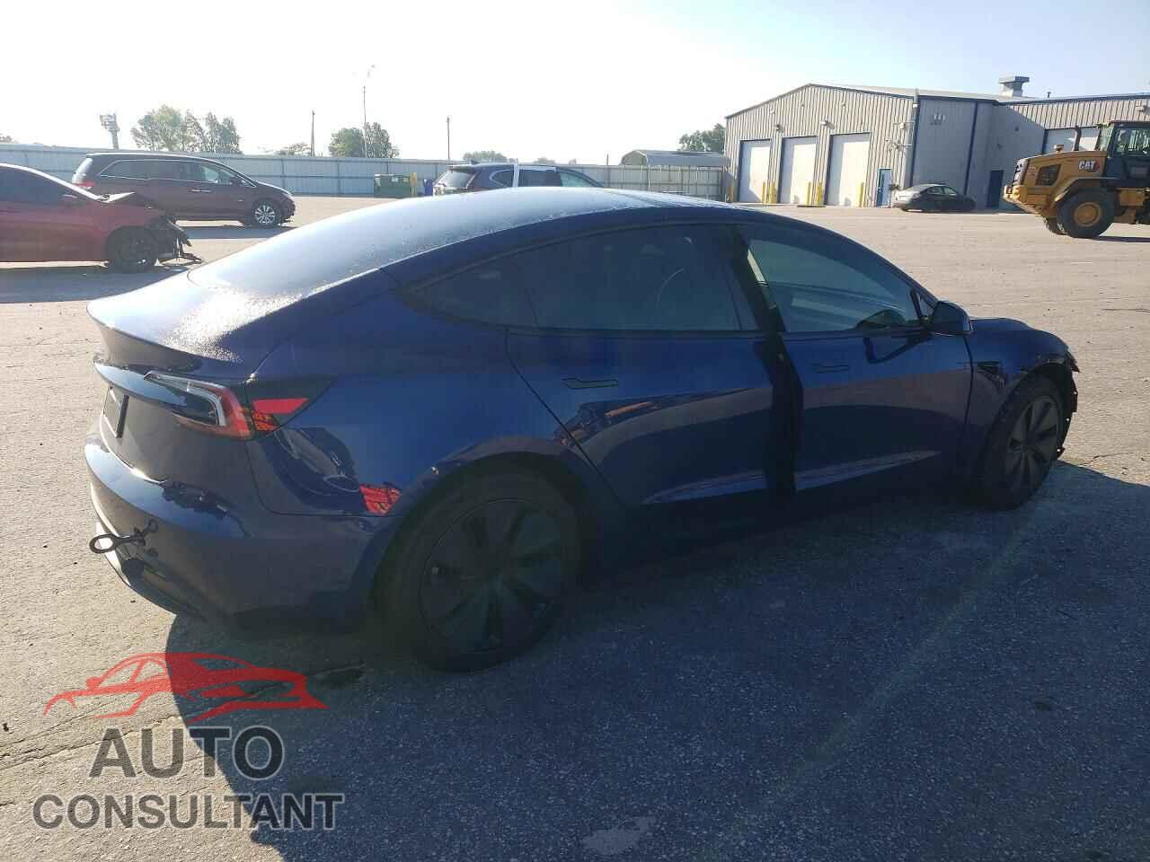 TESLA MODEL 3 2026 - 5YJ3E1EA0TF140917