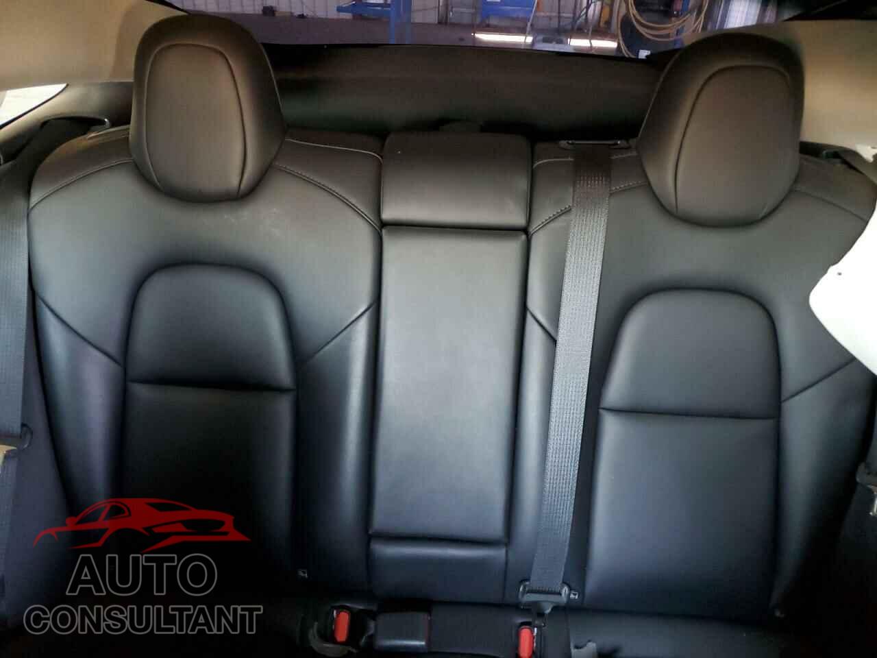TESLA MODEL 3 2022 - 5YJ3E1EA3NF290863