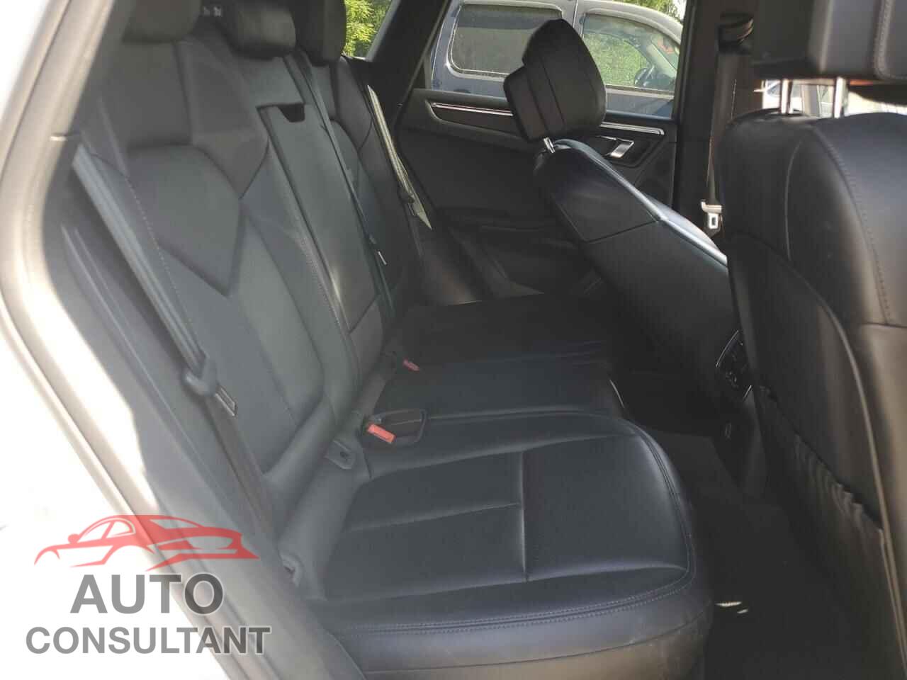 PORSCHE MACAN 2017 - WP1AG2A54HLB53835