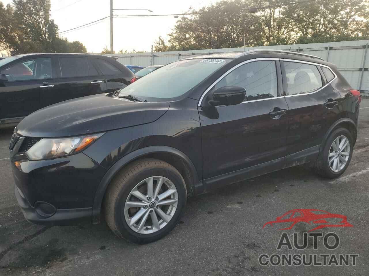 NISSAN ROGUE 2019 - JN1BJ1CR4KW311018