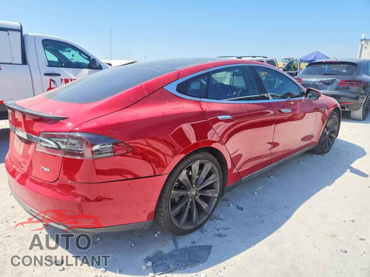 TESLA MODEL S 2013 - 5YJSA1DP4DFP14627