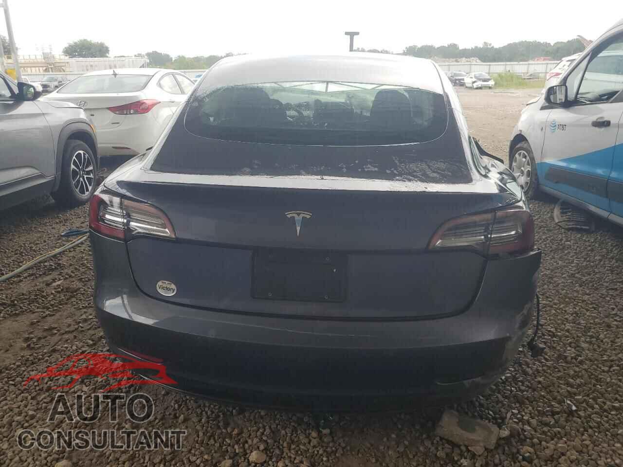 TESLA MODEL 3 2019 - 5YJ3E1EA7KF428531