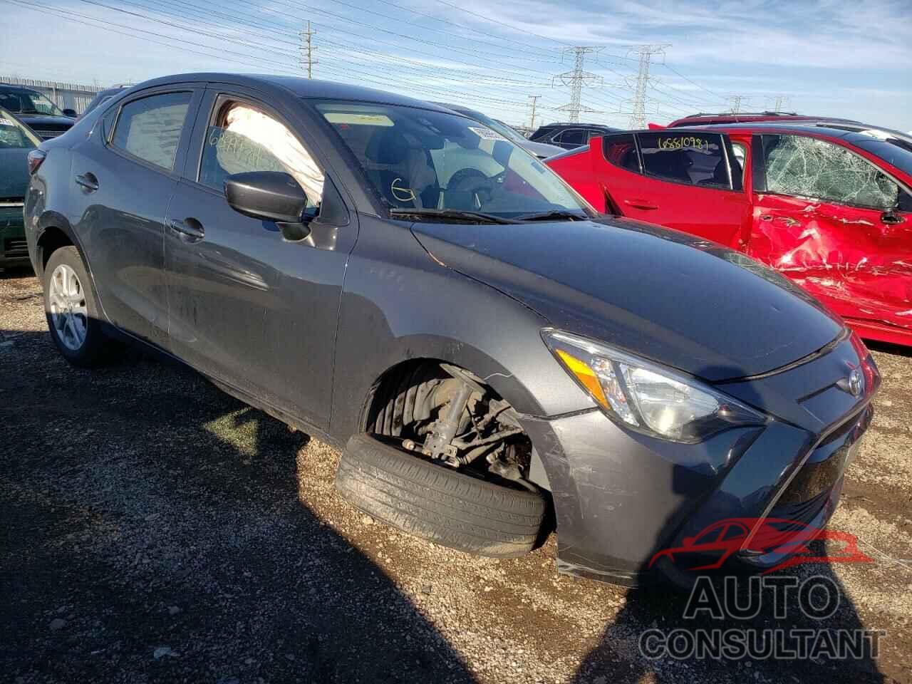 TOYOTA YARIS 2017 - 3MYDLBYV6HY172850