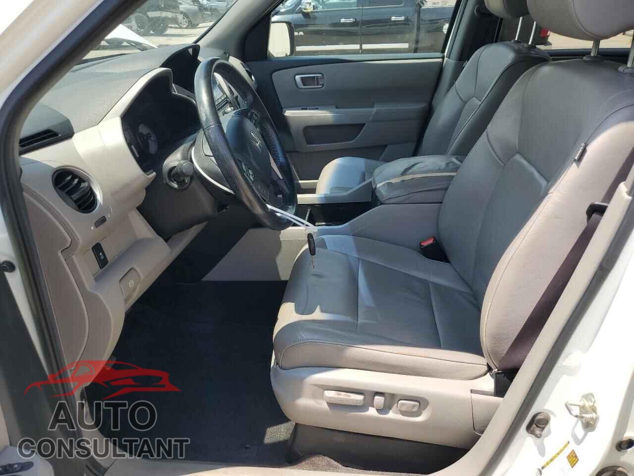 HONDA PILOT 2013 - 5FNYF3H51DB002995