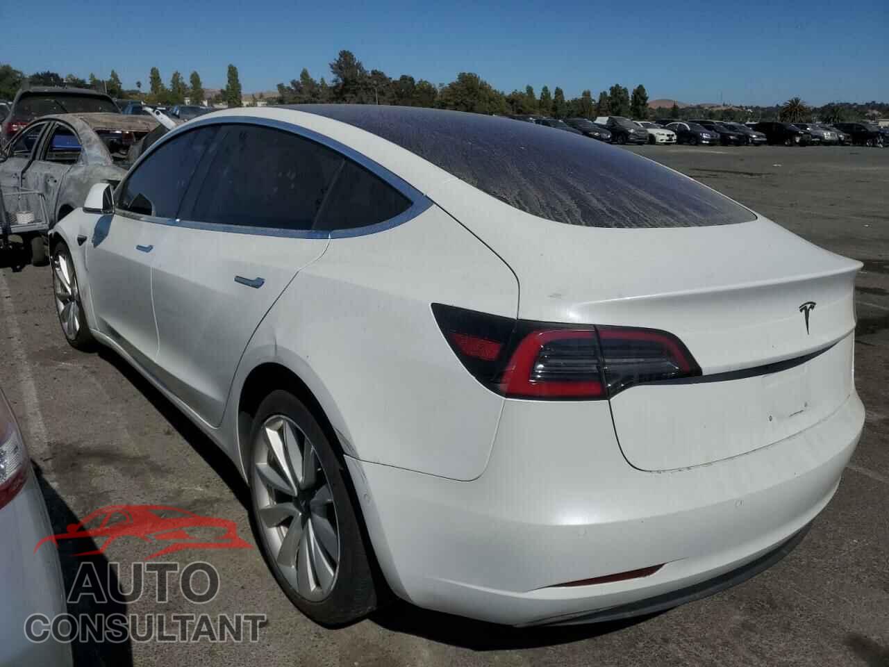 TESLA MODEL 3 2018 - 5YJ3E1EAXJF018465