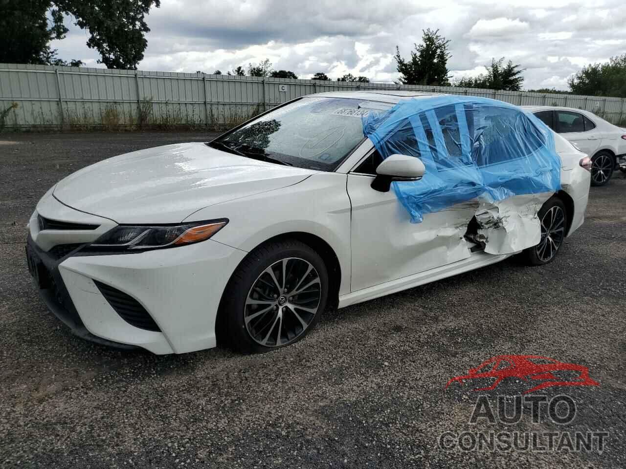TOYOTA CAMRY 2018 - JTNB11HK9J3024990