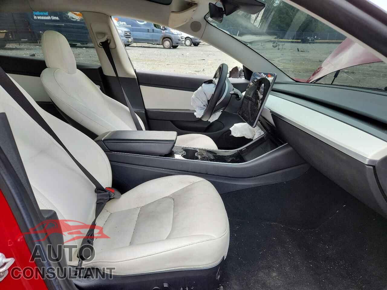 TESLA MODEL 3 2019 - 5YJ3E1EB9KF454928