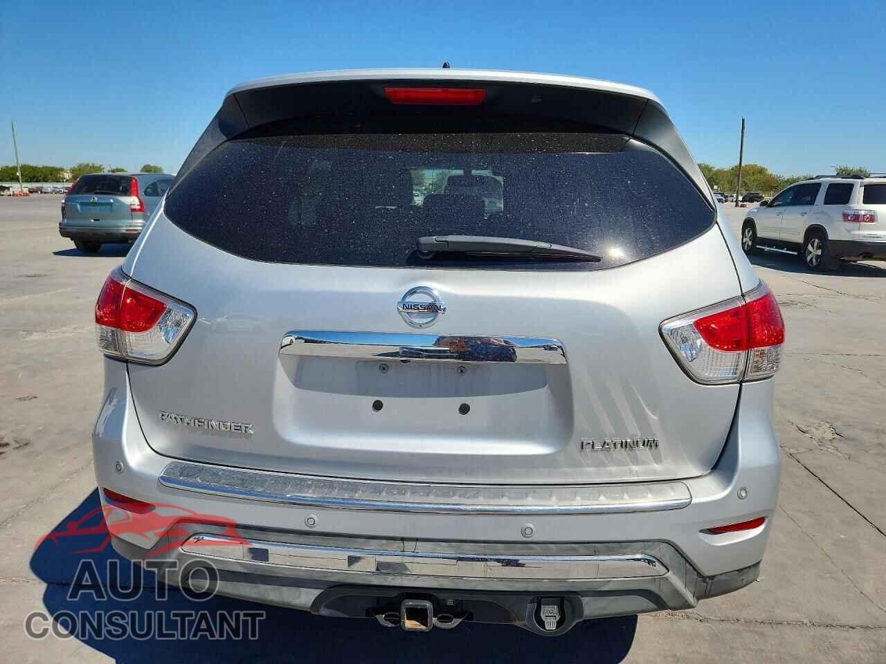 NISSAN PATHFINDER 2015 - 5N1AR2MN3FC609596