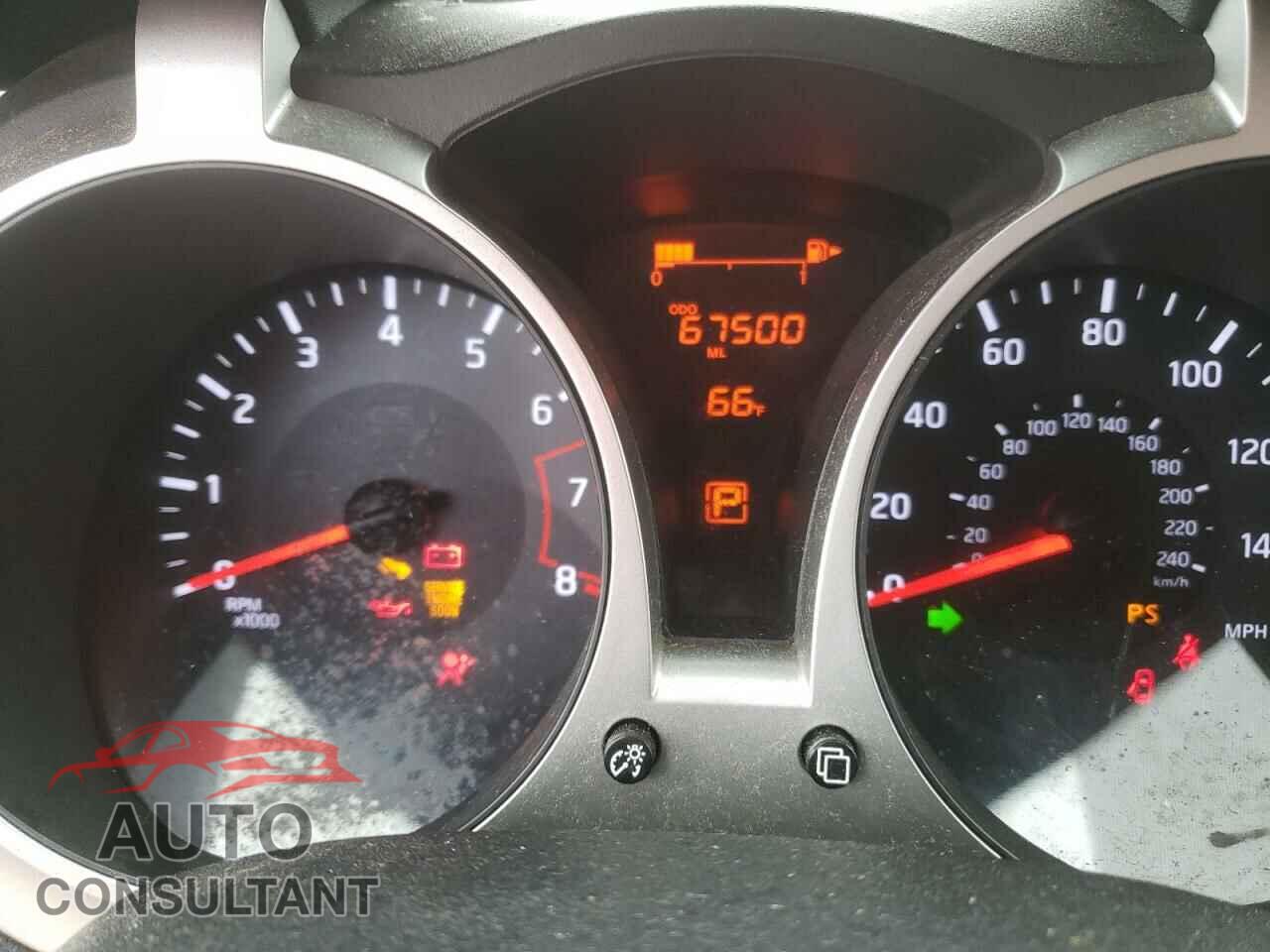 NISSAN JUKE 2017 - JN8AF5MR6HT704162