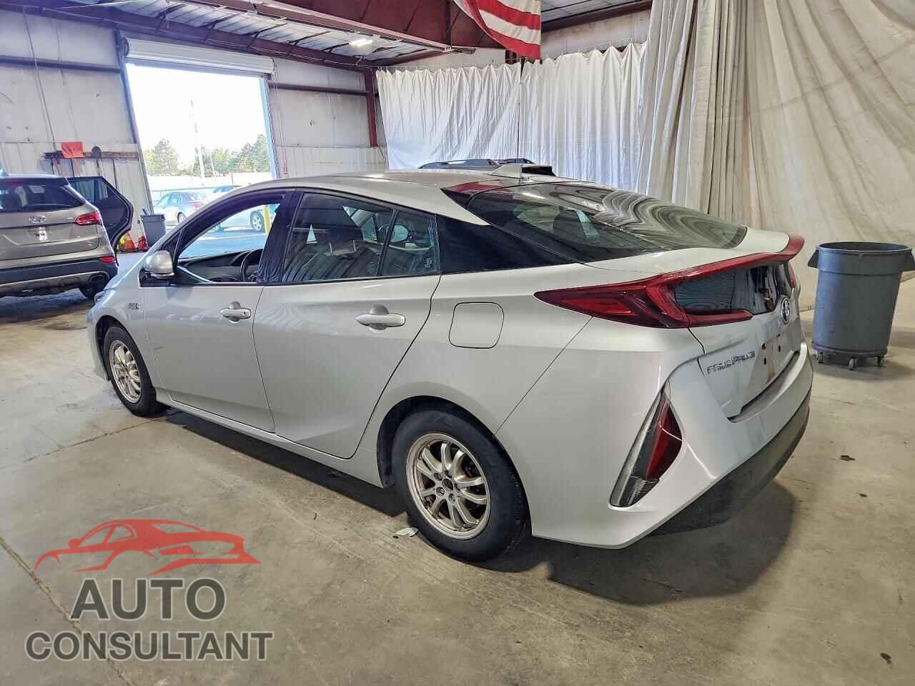 TOYOTA PRIUS 2018 - JTDKARFP9J3100564