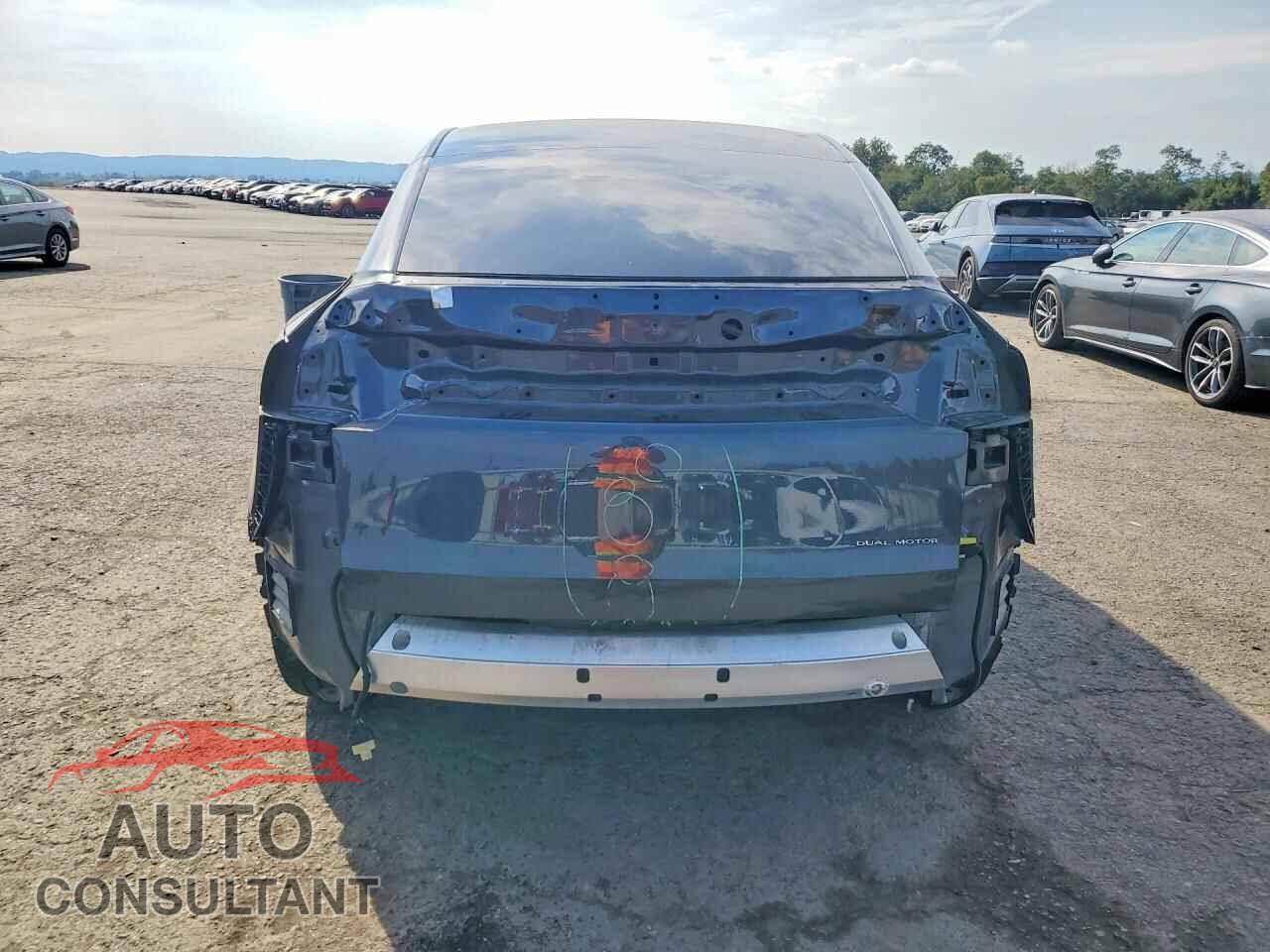 TESLA MODEL Y 2026 - 7SAYGDED3TA417667