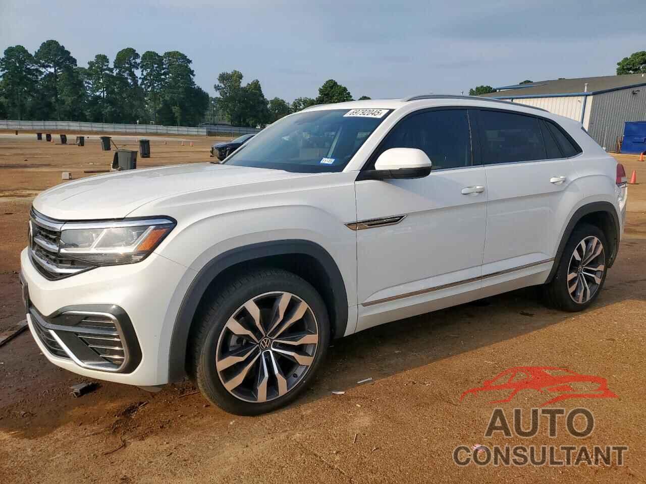 VOLKSWAGEN ATLAS 2021 - 1V2RE2CAXMC231645