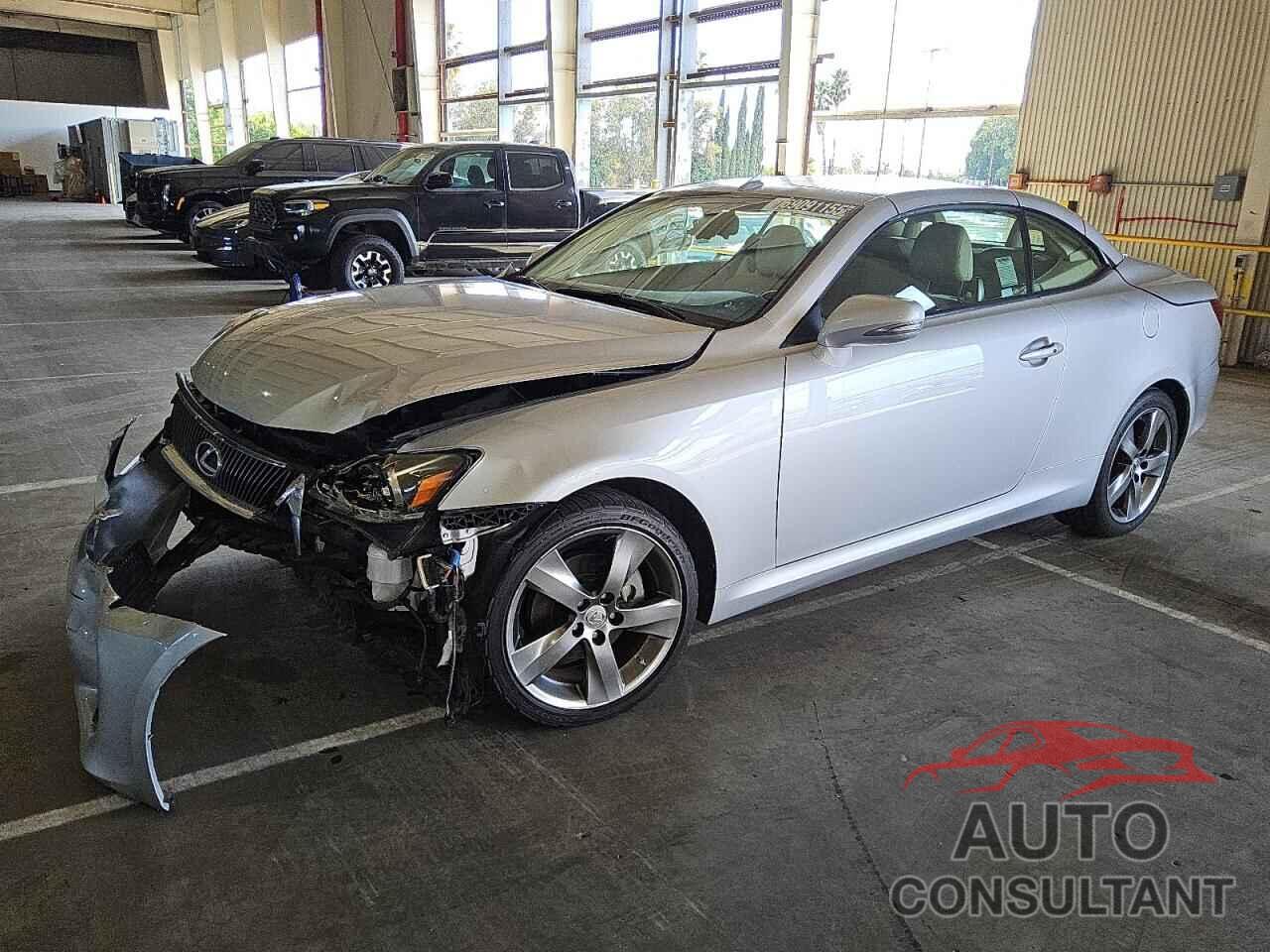 LEXUS IS 2011 - JTHFF2C26B2519092