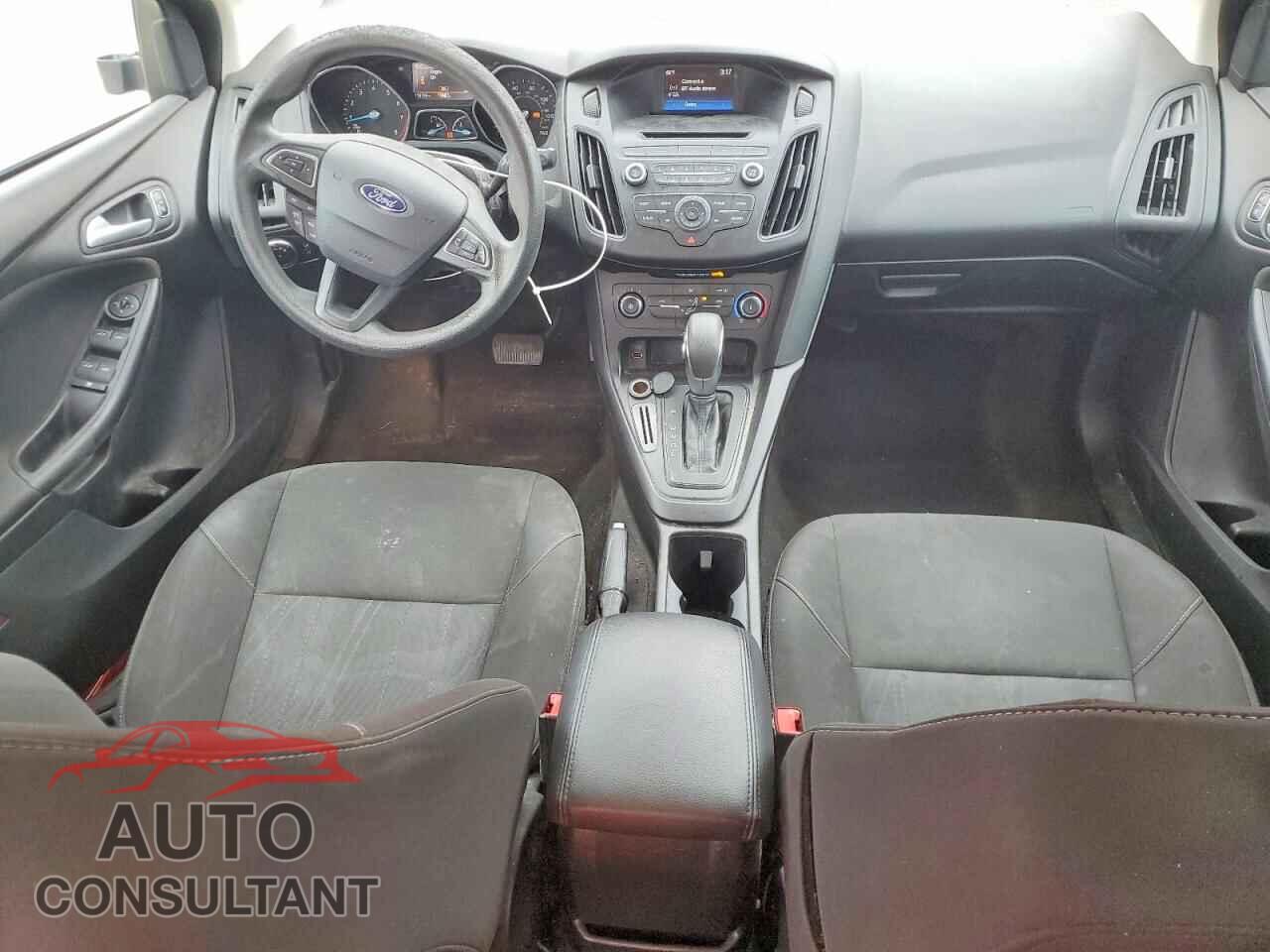 FORD FOCUS 2017 - 1FADP3F29HL248237