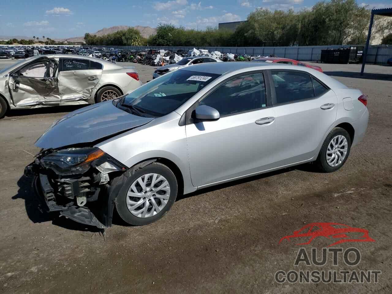 TOYOTA COROLLA 2018 - 5YFBURHE0JP834522