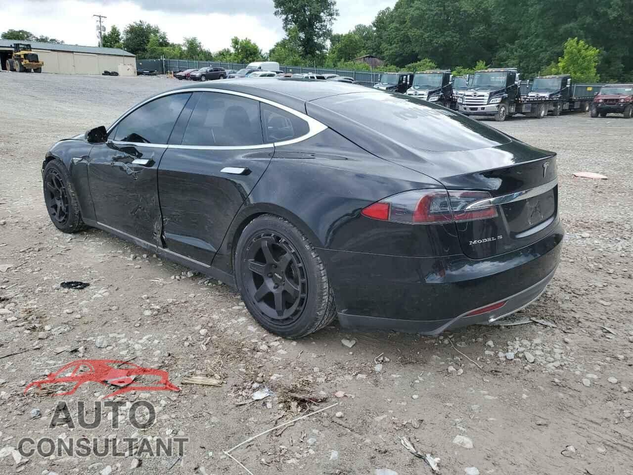 TESLA MODEL S 2014 - 5YJSA1H11EFP65266