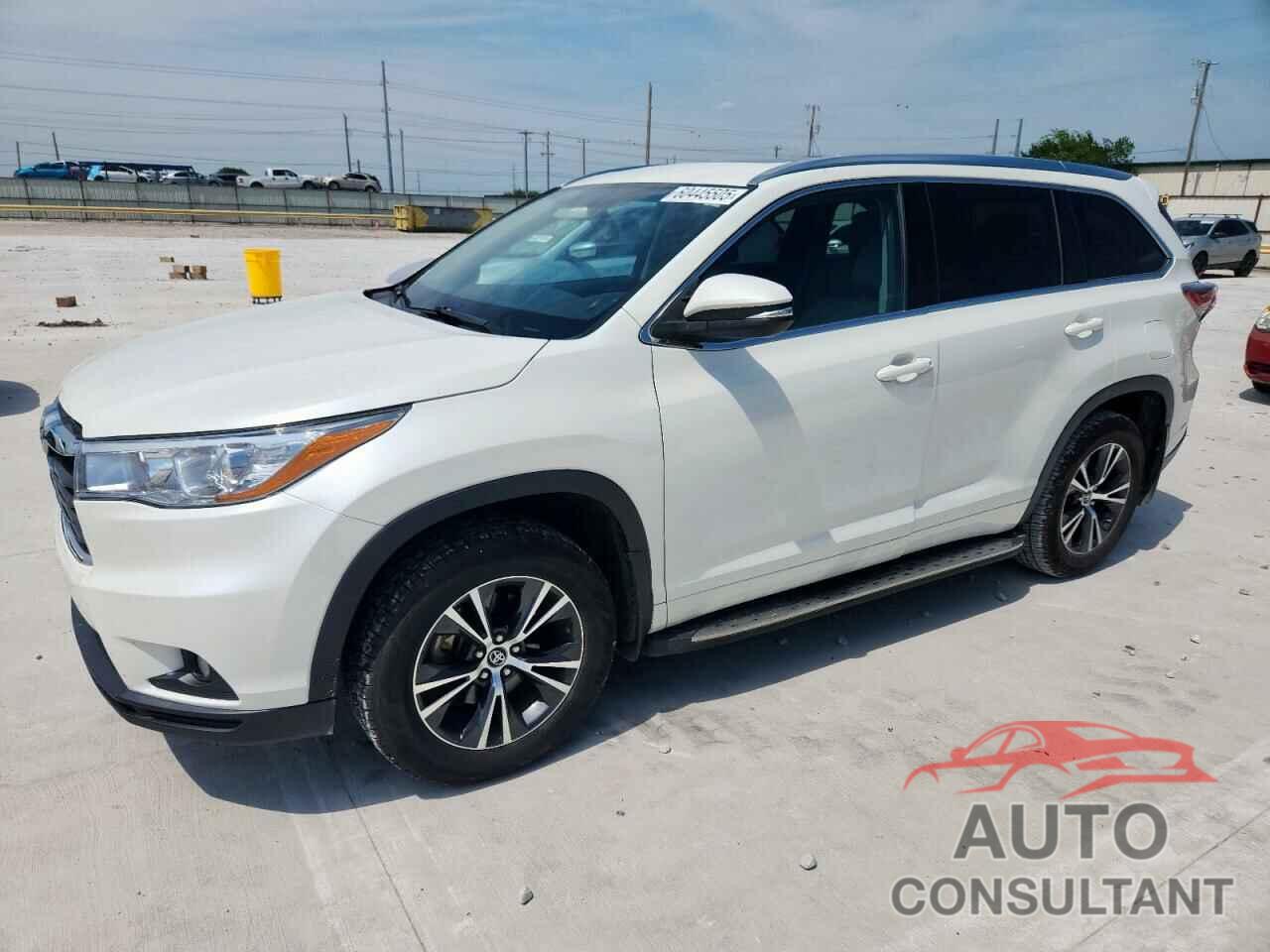 TOYOTA HIGHLANDER 2016 - 5TDKKRFH7GS159335