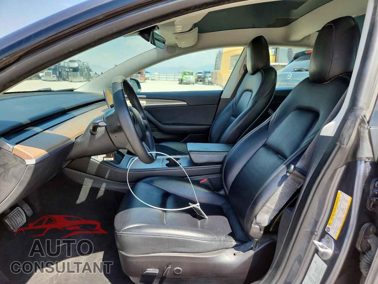 TESLA MODEL 3 2023 - 5YJ3E1EA7PF454554
