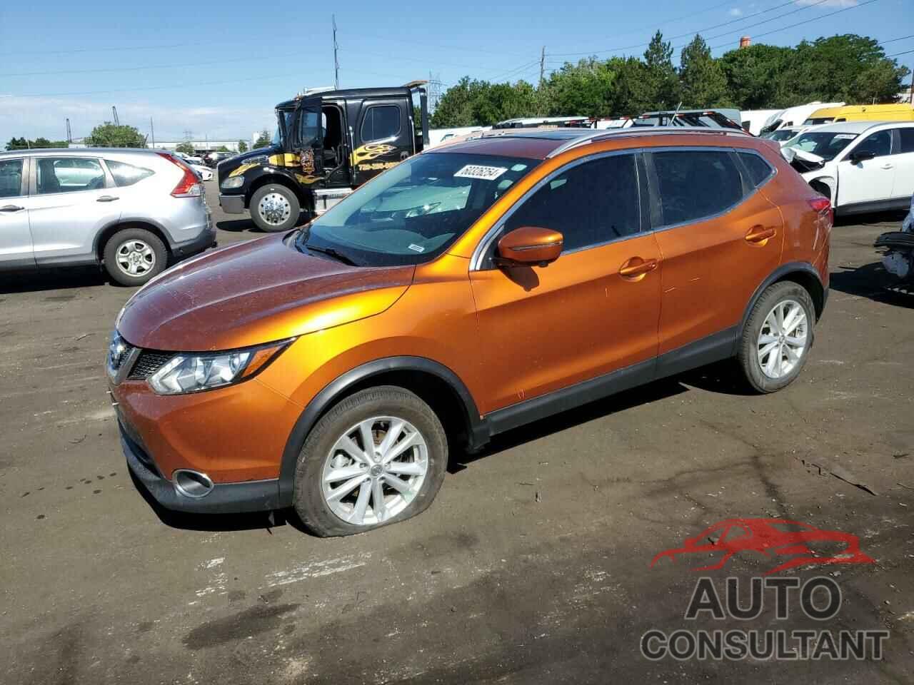 NISSAN ROGUE 2017 - JN1BJ1CR6HW115185