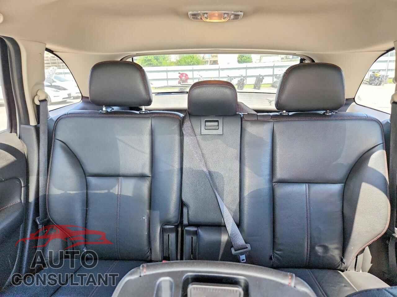 FORD EDGE 2013 - 2FMDK3JC3DBB25645
