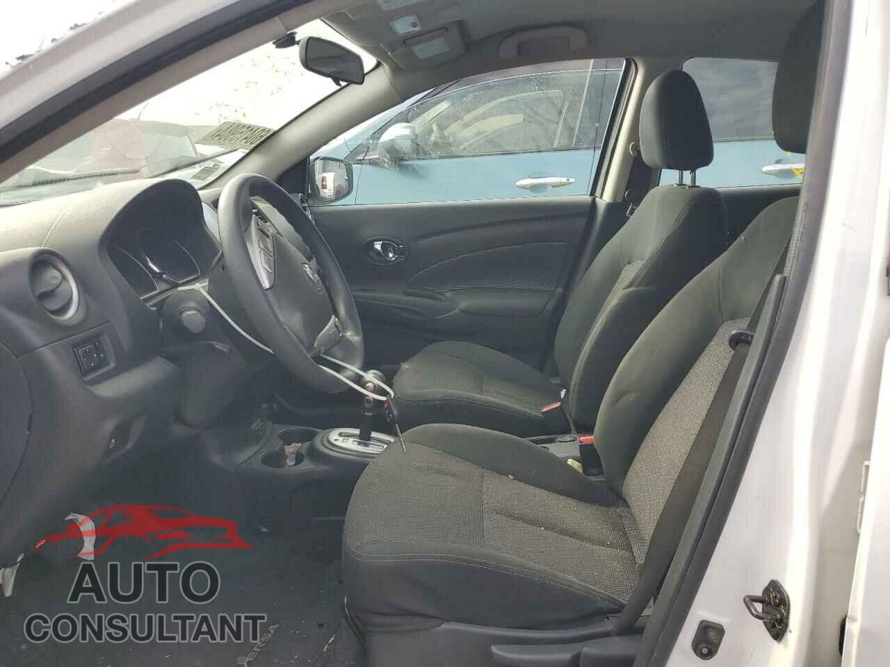 NISSAN VERSA 2019 - 3N1CN7AP3KL809908