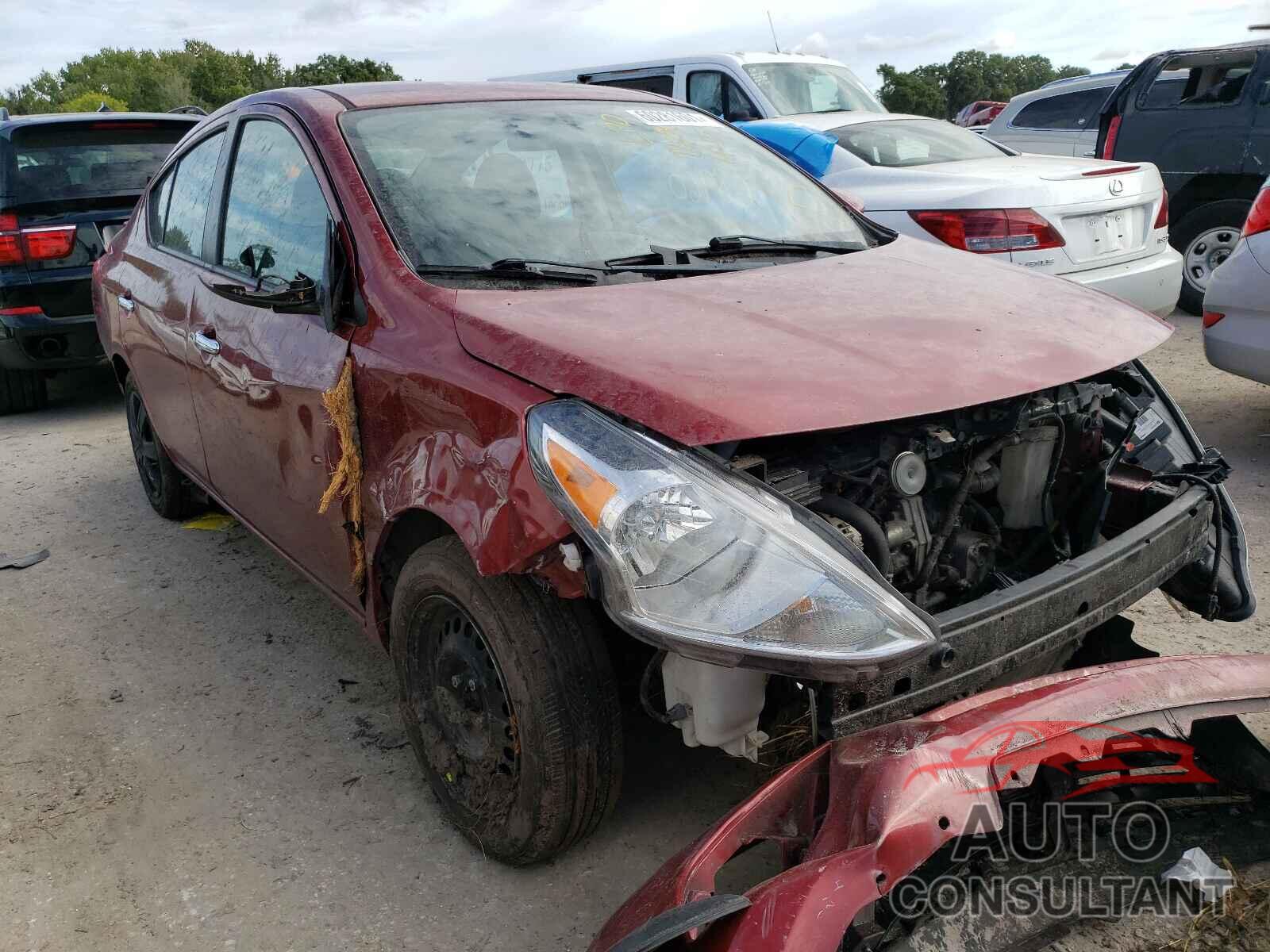 NISSAN VERSA 2018 - 3N1CN7AP1JK423511
