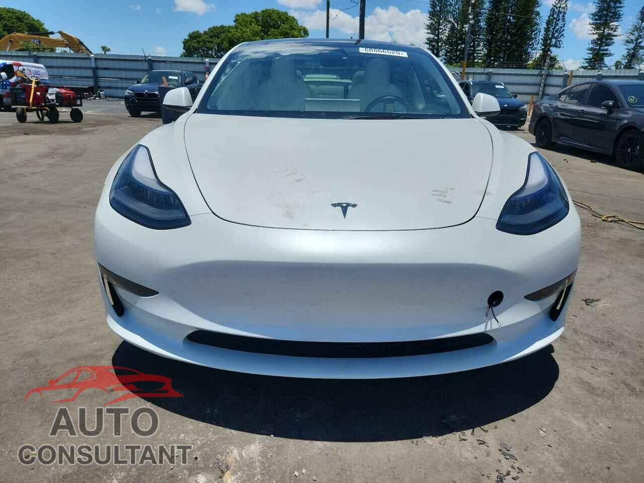 TESLA MODEL 3 2023 - 5YJ3E1EC4PF697529