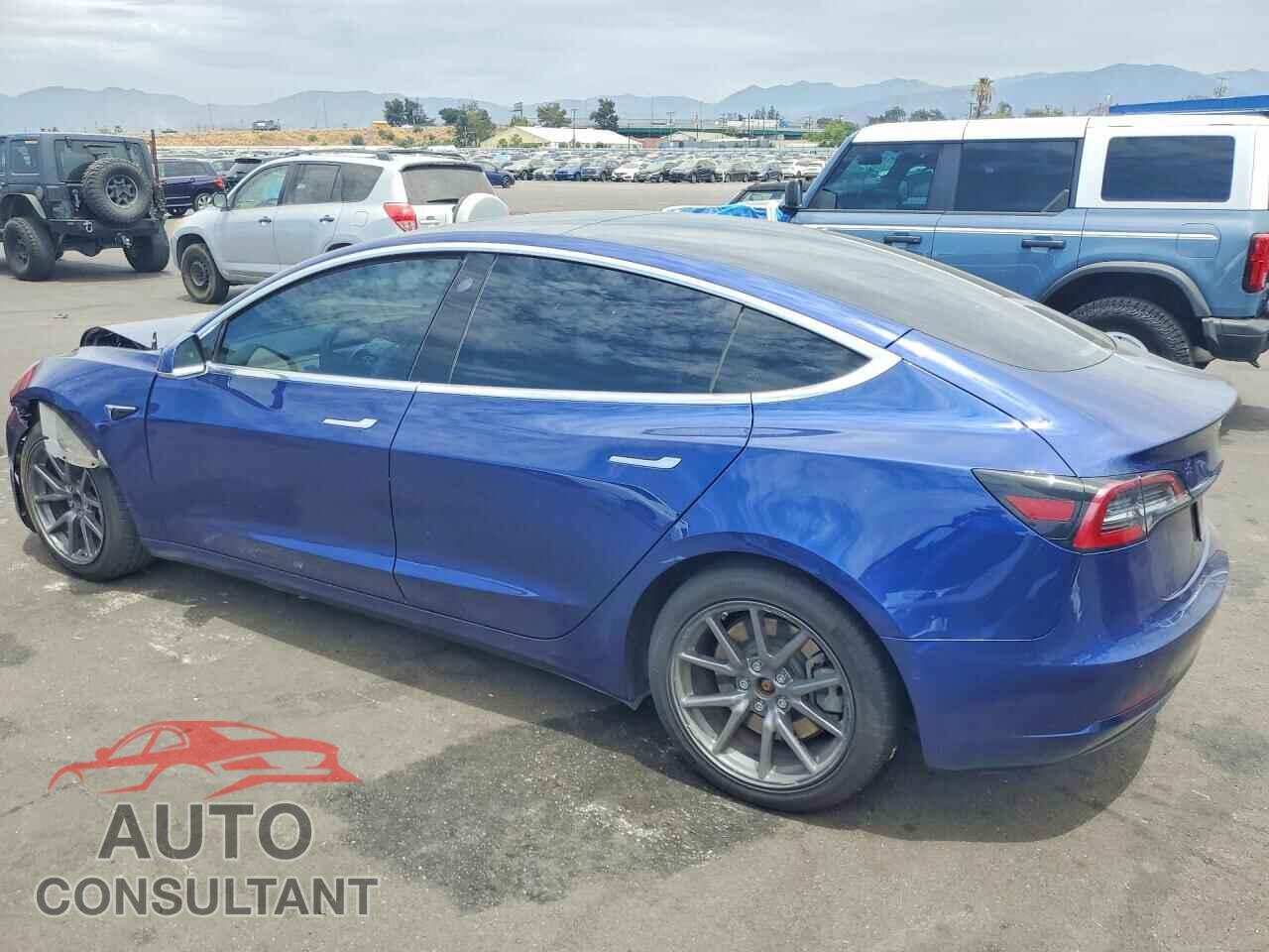TESLA MODEL 3 2020 - 5YJ3E1EA3LF803753