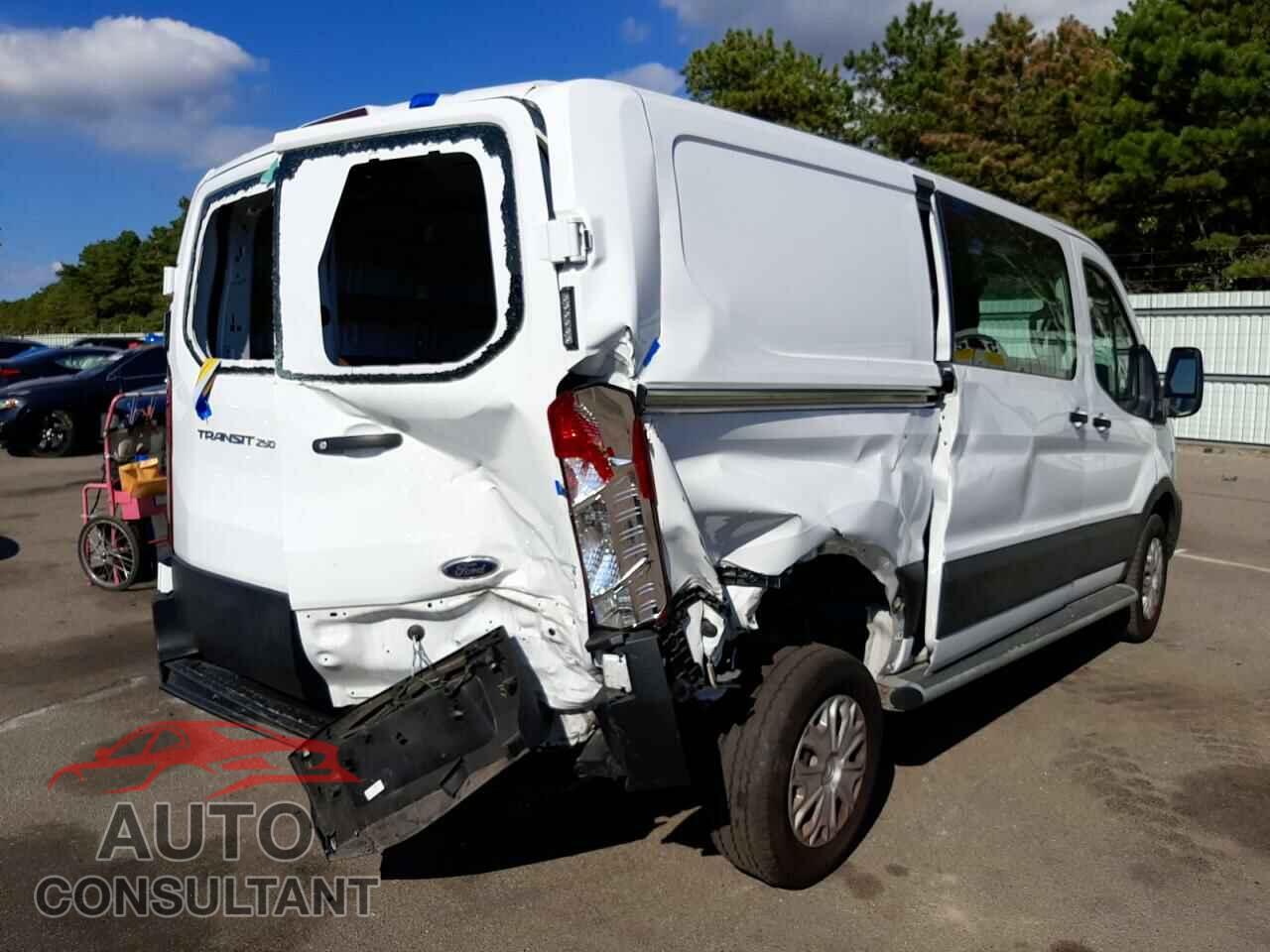 FORD TRANSIT 2020 - 1FTBR1Y80LKB13874