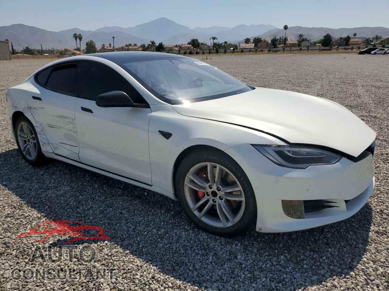 TESLA MODEL S 2017 - 5YJSA1E17HF196755