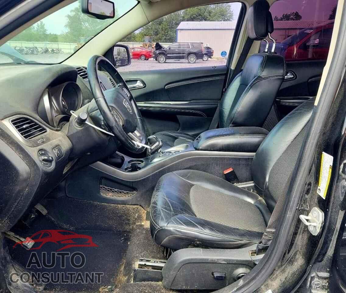 DODGE JOURNEY 2017 - 3C4PDCGGXHT509552