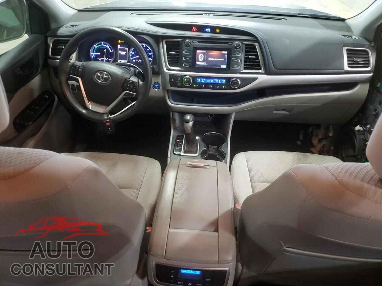 TOYOTA HIGHLANDER 2018 - 5TDBGRFH8JS048303