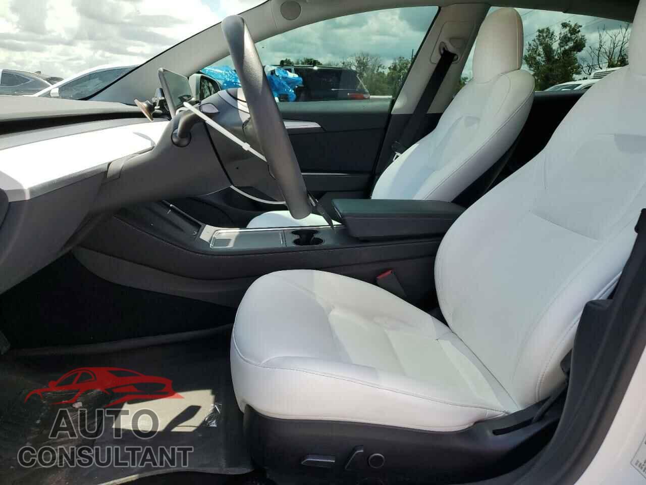 TESLA MODEL 3 2022 - 5YJ3E1EB4NF347564